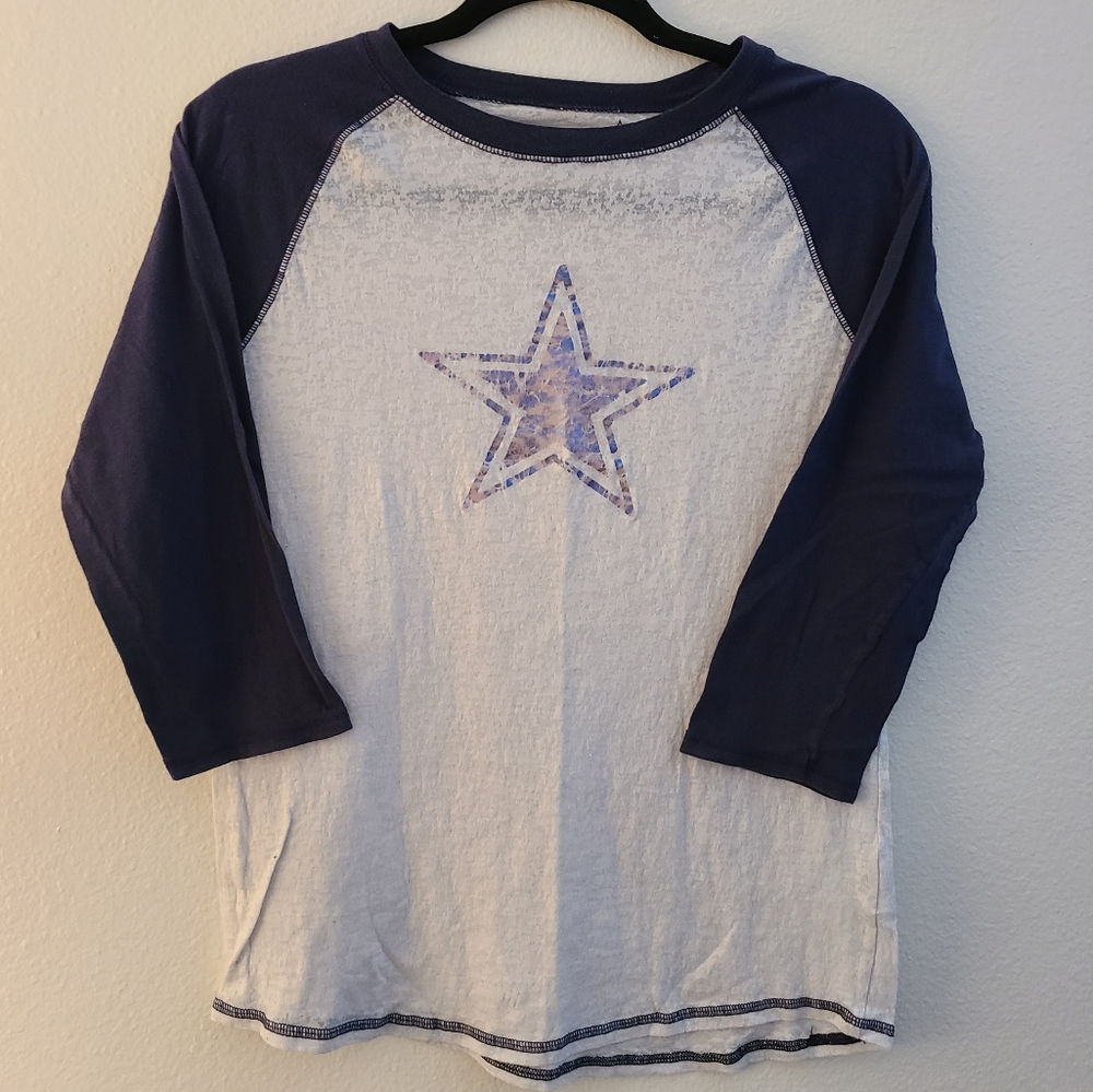 Dallas Cowboys tee shirt